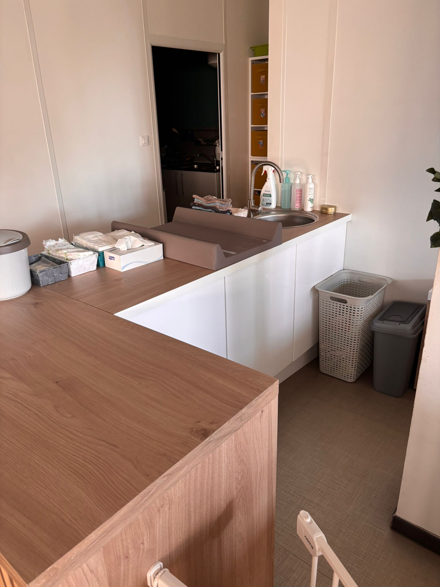 Espace change sécurisé et hygiénique